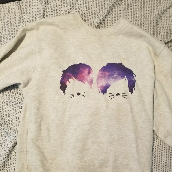 Dan and phil sweatshirt - Picture 2 of 2